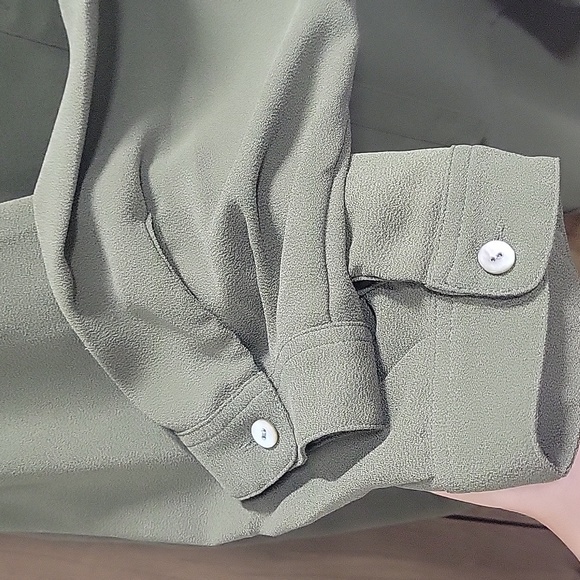J. Jill-Button Up Collared Blouse Olive Green-Size XLarge - Picture 9 of 15